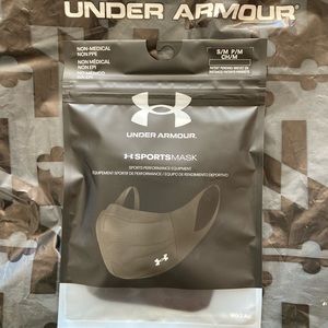 Under Armour Sportsmask (sealed package) size S/M